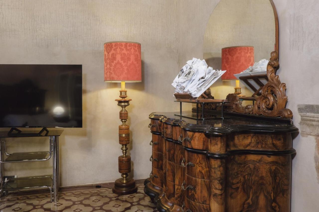 Foresteria Palazzo Guazzoni Zaccaria Cremona Dış mekan fotoğraf